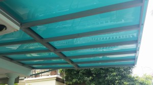 Powder Coated Aluminium Structure and Polycarbonate Shelter