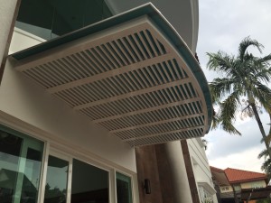 Aluminium Polycarbonate Canopy with Aluminium Trellis